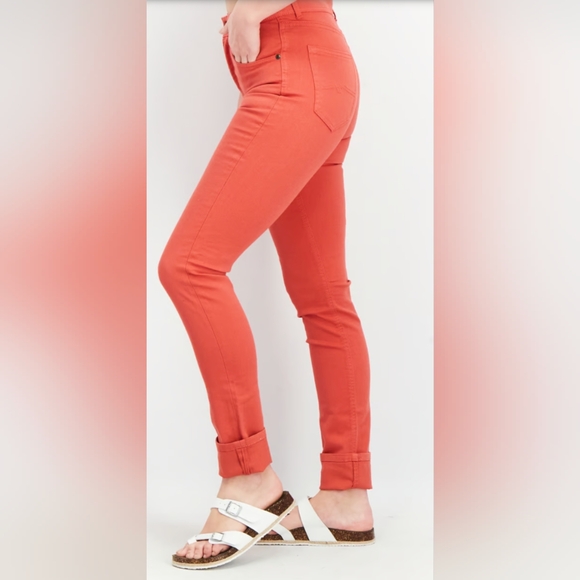 Cimarron Red Jeans - Picture 2 of 6